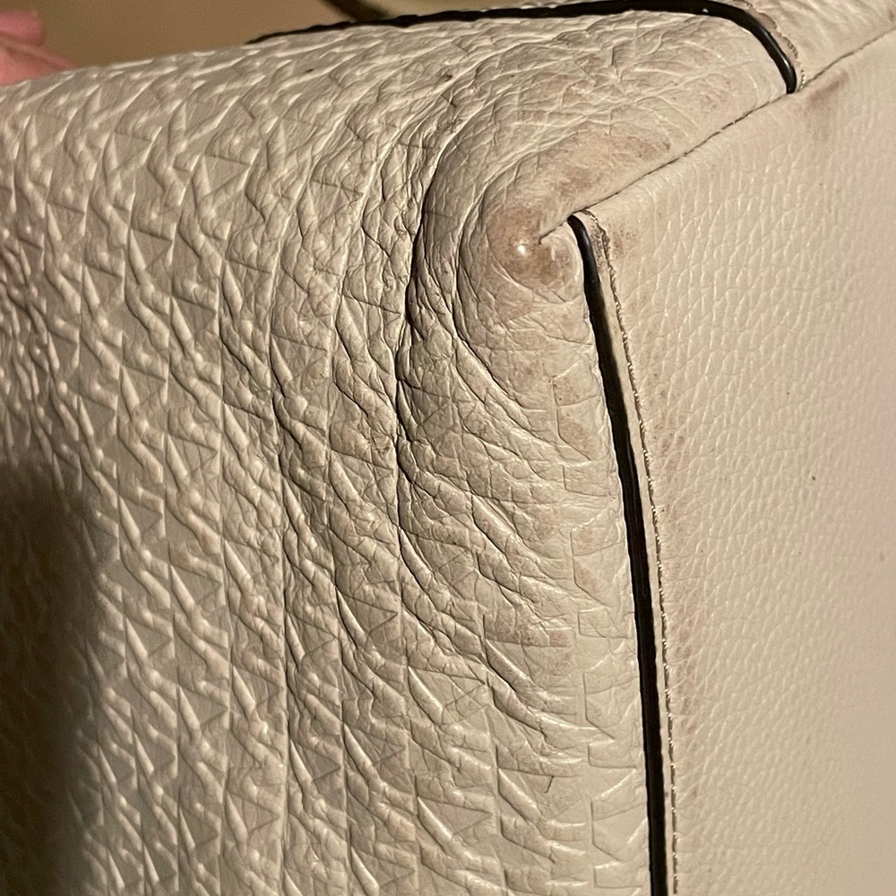 Handbag bundle (3)